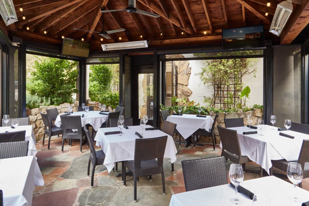 Covered Patio at Al Biernats Oak Lawn